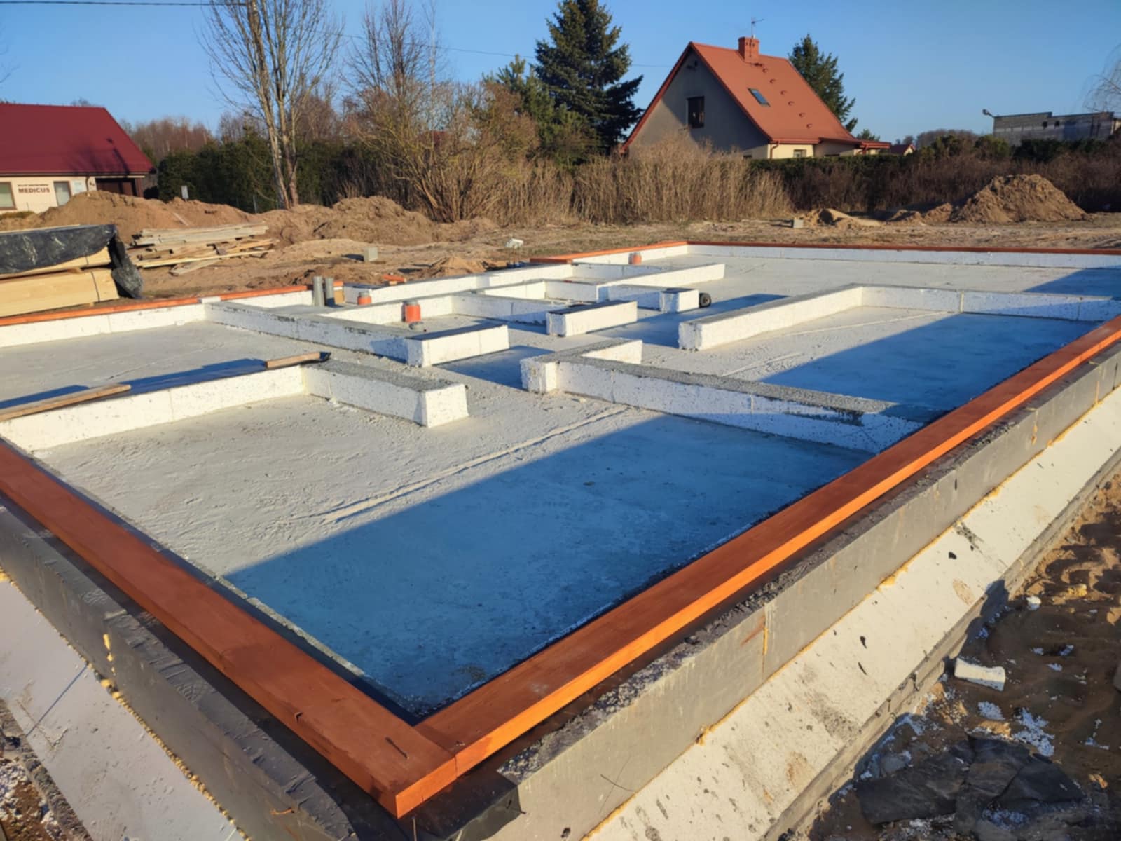 24325cf4-518b-404f-8d47-fa34cae862c1